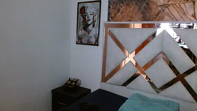 miadesirecs's cam snapshot