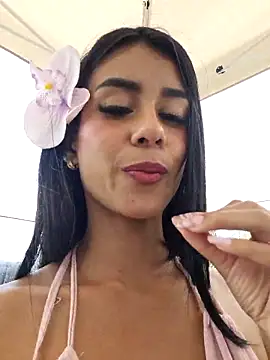 Juliana_Xander live sex cam