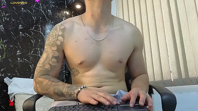 Alexander_ferre live sex cam