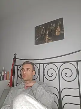 nickdtr23's cam snapshot