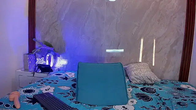 HilarySolis's cam snapshot