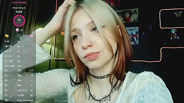 arielabradberry's cam snapshot