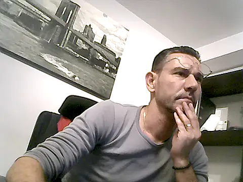 mastercharisma35 live sex cam