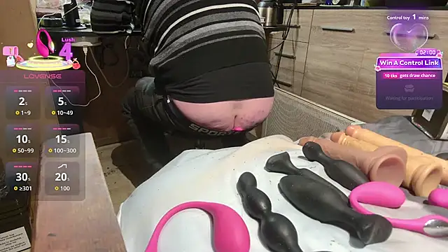 misteryman1956 live sex cam