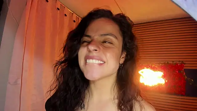 rosse_2504's cam snapshot