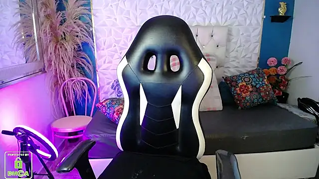 NathaliaSweet_11's cam snapshot