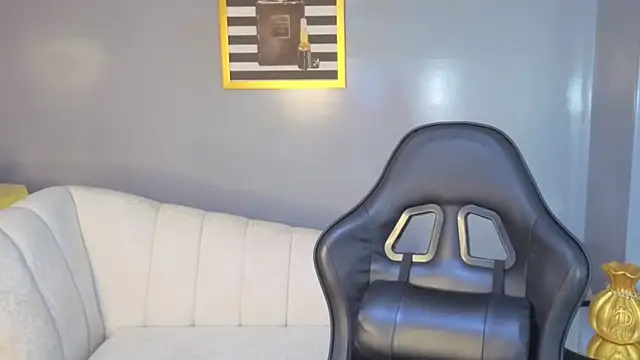 agatha_brooks_t's cam snapshot