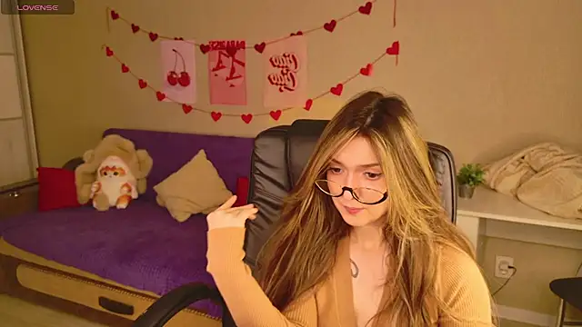 BellaSink's cam snapshot