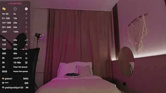 chloe_dreammm's cam snapshot