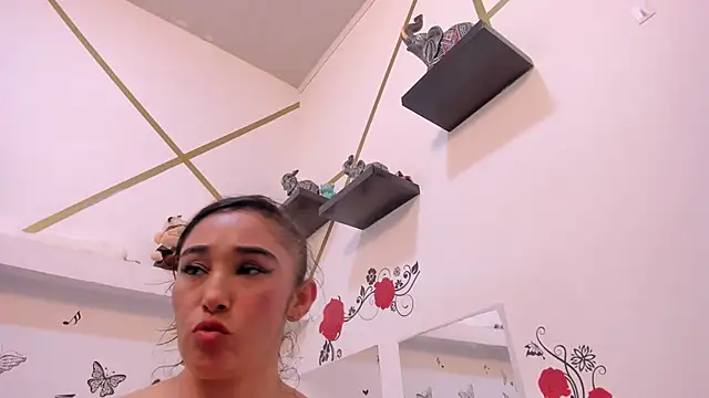 charlotte-11 live sex cam