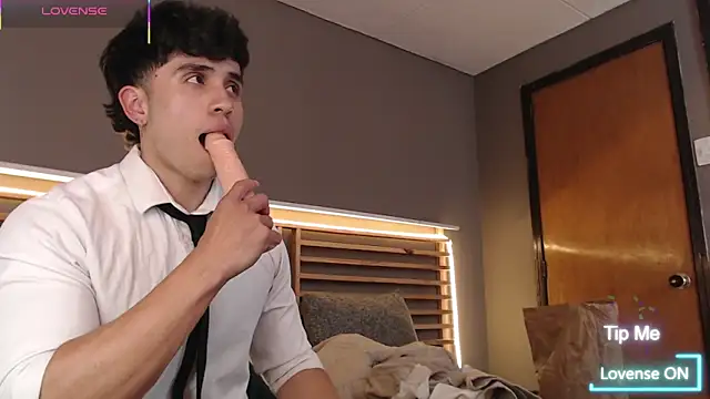 PaulEvens live sex cam