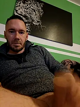 Dernachbar89 live sex cam