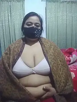 momo_loves's cam snapshot