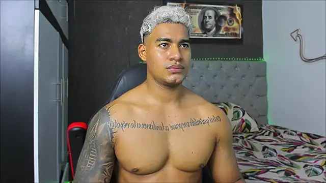 luigi_hot_ live sex cam