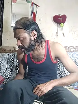 BadBoySmoker7070 live sex cam