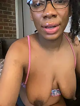 EatSweetMolly live sex cam