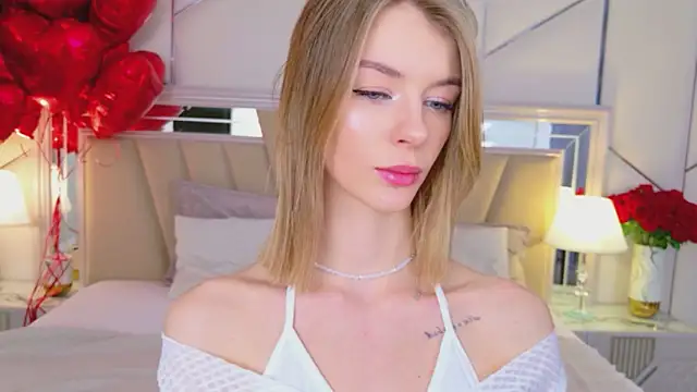 MeganMour live sex cam