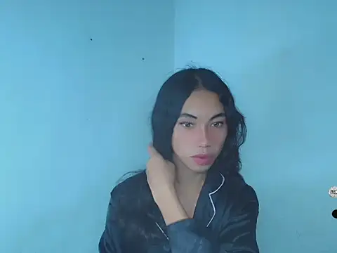 Massivecockfiona live sex cam