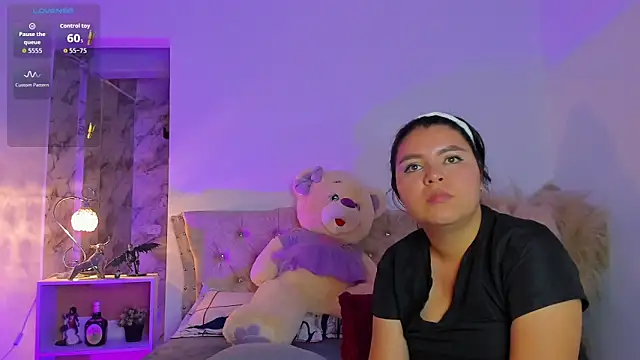 Alma_cherry's cam snapshot