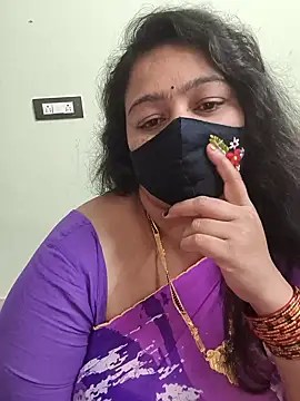 neelu-hoty's cam snapshot