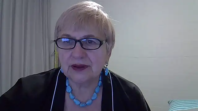 SweetCherry27's cam snapshot