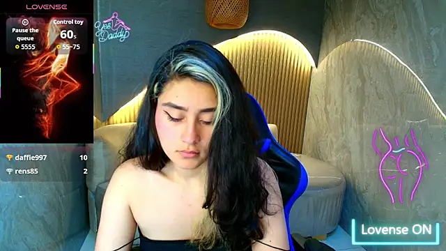 sofi_r_'s cam snapshot