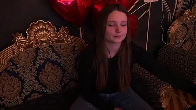 MagicPeachh_'s cam snapshot