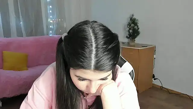 KisaModel's cam snapshot