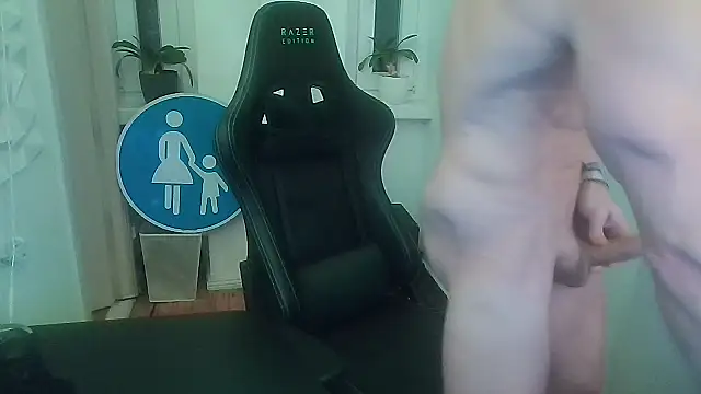 blndick12's cam snapshot