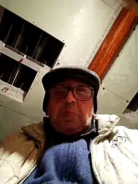 ficos2's cam snapshot