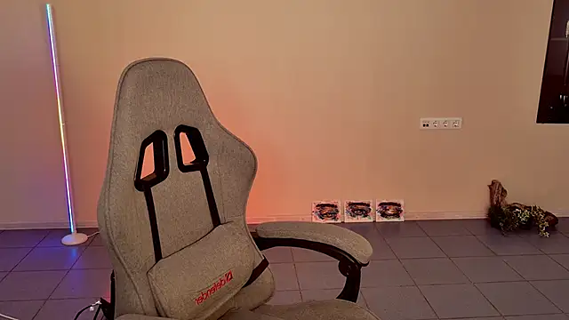 KiraVair's cam snapshot