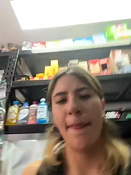 Andrea_19blonde live sex cam