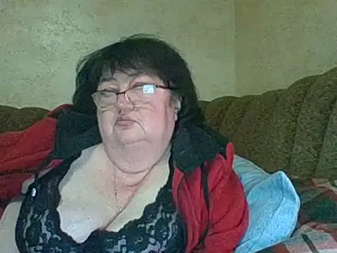 MilaSky5303's cam snapshot