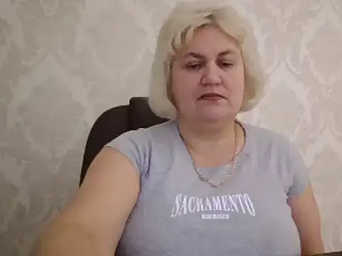 AngelaFamez's cam snapshot