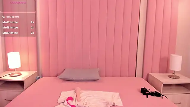 ravenfierce's cam snapshot