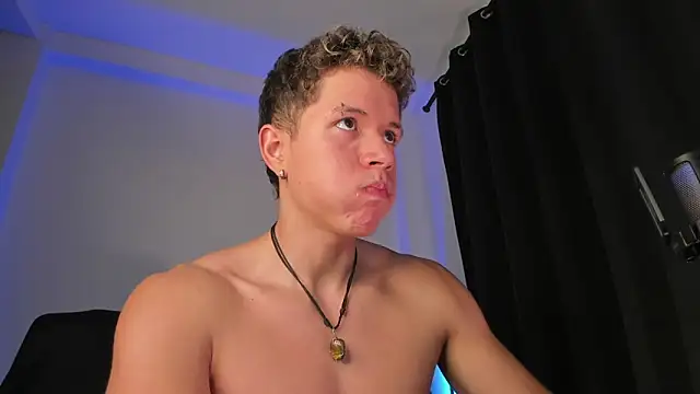 nathan_blake live sex cam