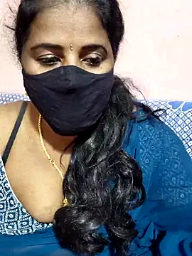 siri_tamiltelugu's cam snapshot