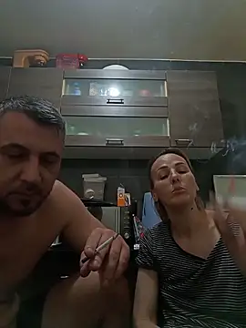 Aly-john1985's cam snapshot