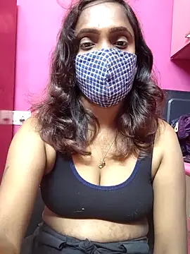 Queen-dhivya's cam snapshot