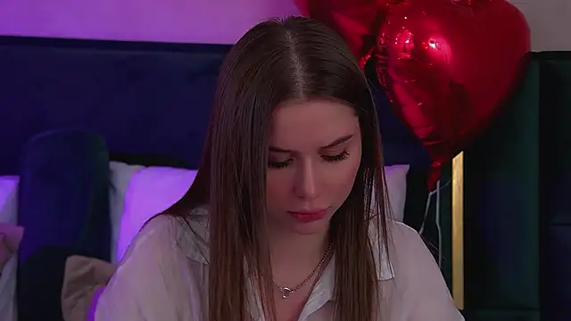 DianaVert's cam snapshot