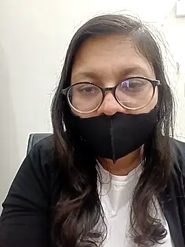 piryasharma005's cam snapshot