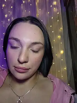 HotDevilGirl_'s cam snapshot