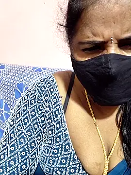 siri_tamiltelugu's cam snapshot