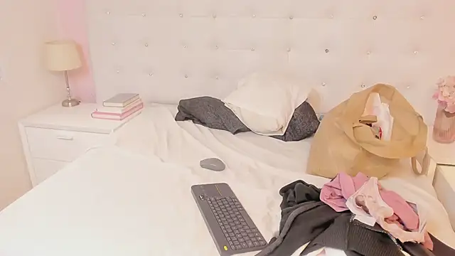 TanyaOconnor live sex cam