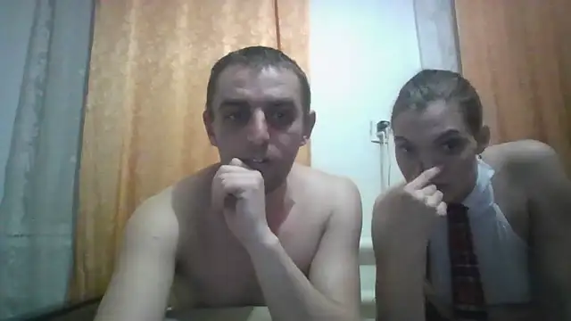 ParaFox's cam snapshot