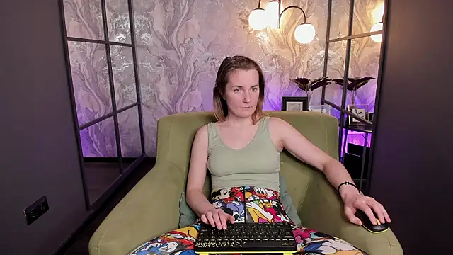 MeggySun's cam snapshot