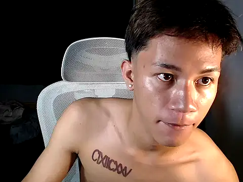 naughtyboyloy_0 live sex cam