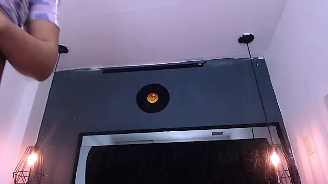 AndreaGil_ live sex cam