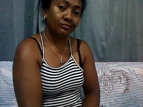 sexyladii live sex cam