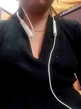 miss_lady04's cam snapshot